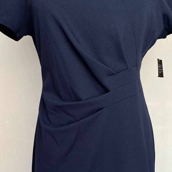 Simply Styled V-Neck Dress - Picture 3 of 3